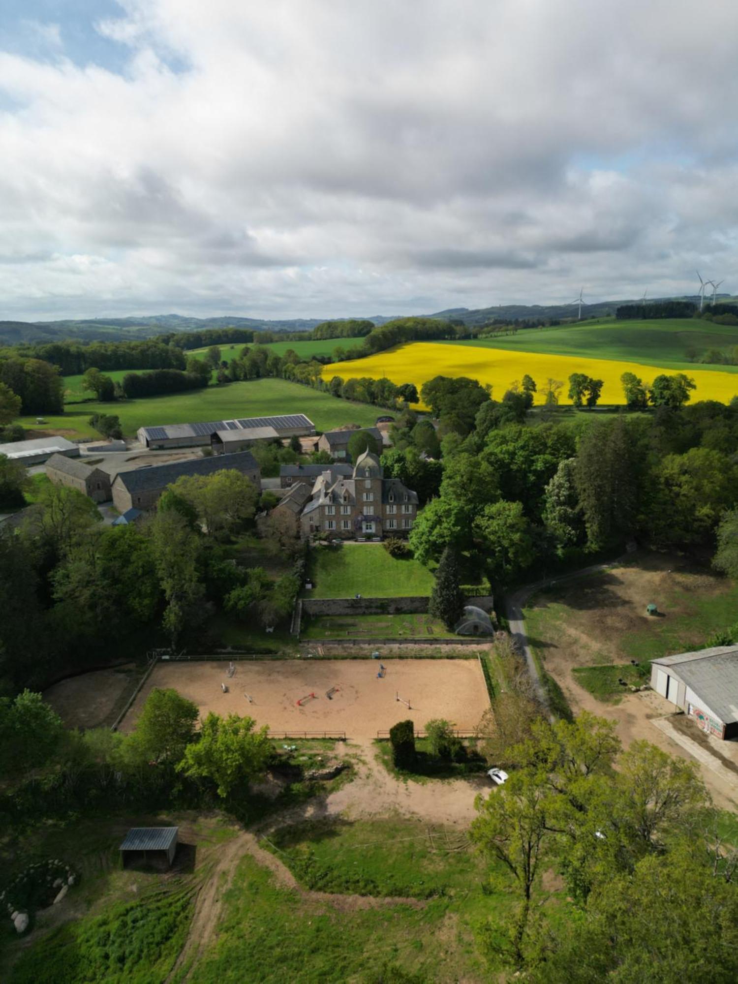 Le Domaine De Linars - L'Aile Du Chateau Villa Le Truel Екстериор снимка